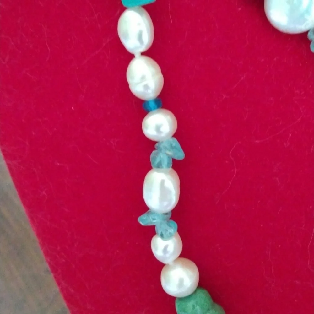 ♥️HP♥️40 INCH FRESHWATER PEARL, TURQUOISE AND APATITE NECKLACE. - Picture 3 of 6